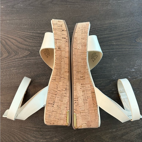 Franco Sarto Terry Platform Sandal Ivory White Leather Size 7.5 - Picture 8 of 8